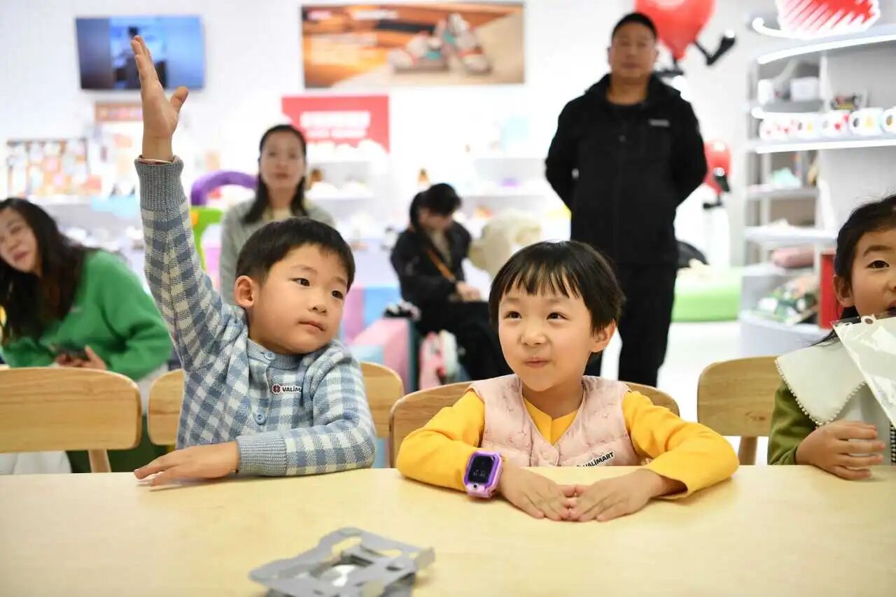 重阳亲子公益活动超暖!陪娃解锁敬老新姿势