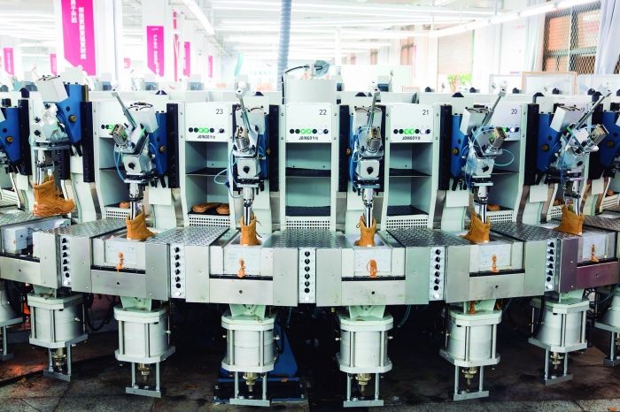 直面掌门人 | 文化为巢 数字为翼 红蜻蜓三十而立再高飞