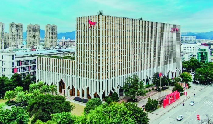 直面掌门人 | 文化为巢 数字为翼 红蜻蜓三十而立再高飞